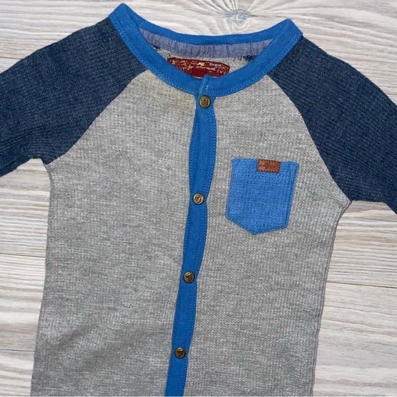 7 for All Mankind Baby Boys Sleep and Play Sleeper Size 0–3 Months - Picture 2 of 3